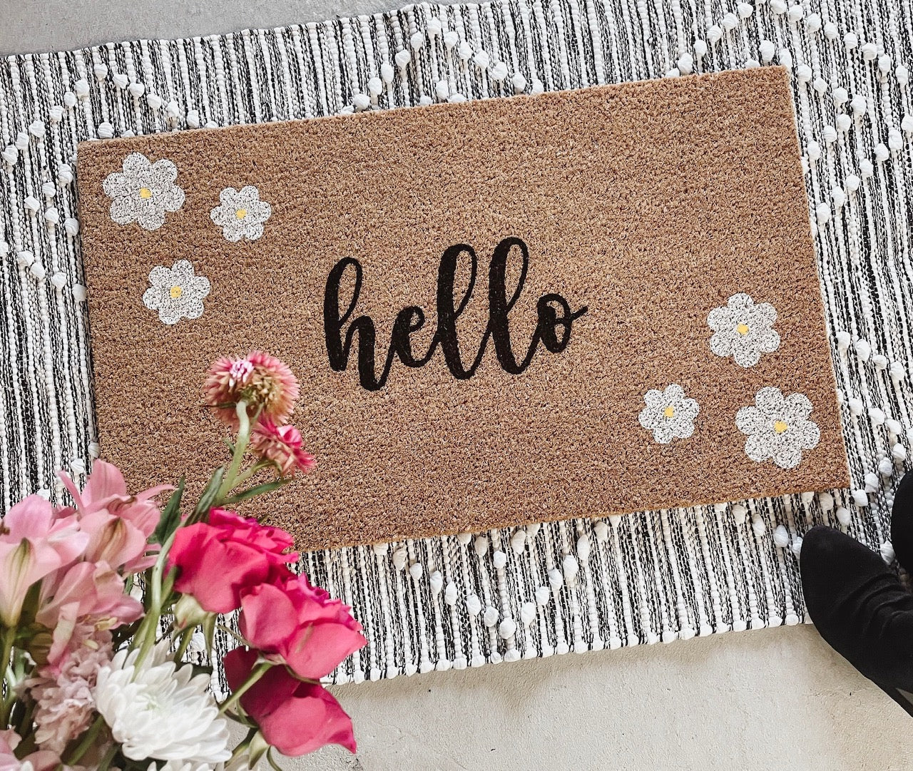Hello Daisy Welcome Mat ONE LEFT!